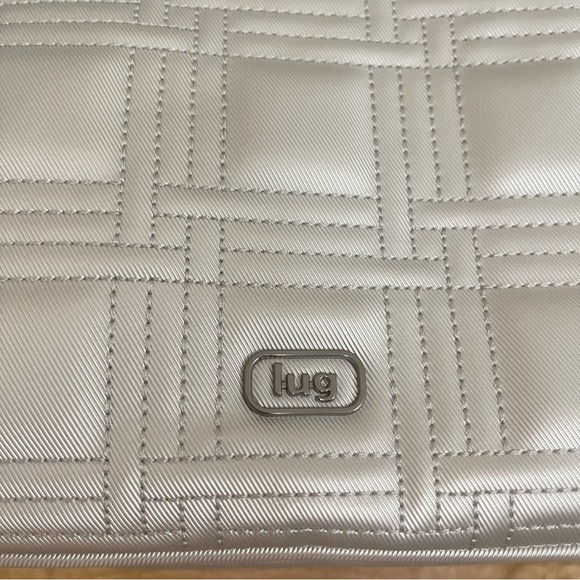 Lug Groove VL Satin Luxe Crossbody Bag w/ Two Straps - Metallic Silver NWOT - Picture 6 of 14